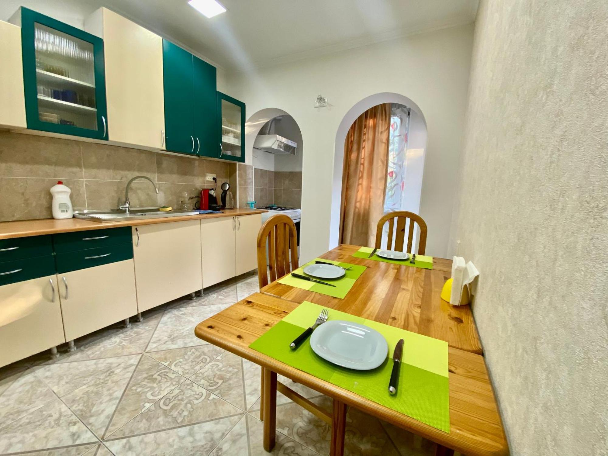 Spacious Dinamo Apartment 트빌리시 외부 사진