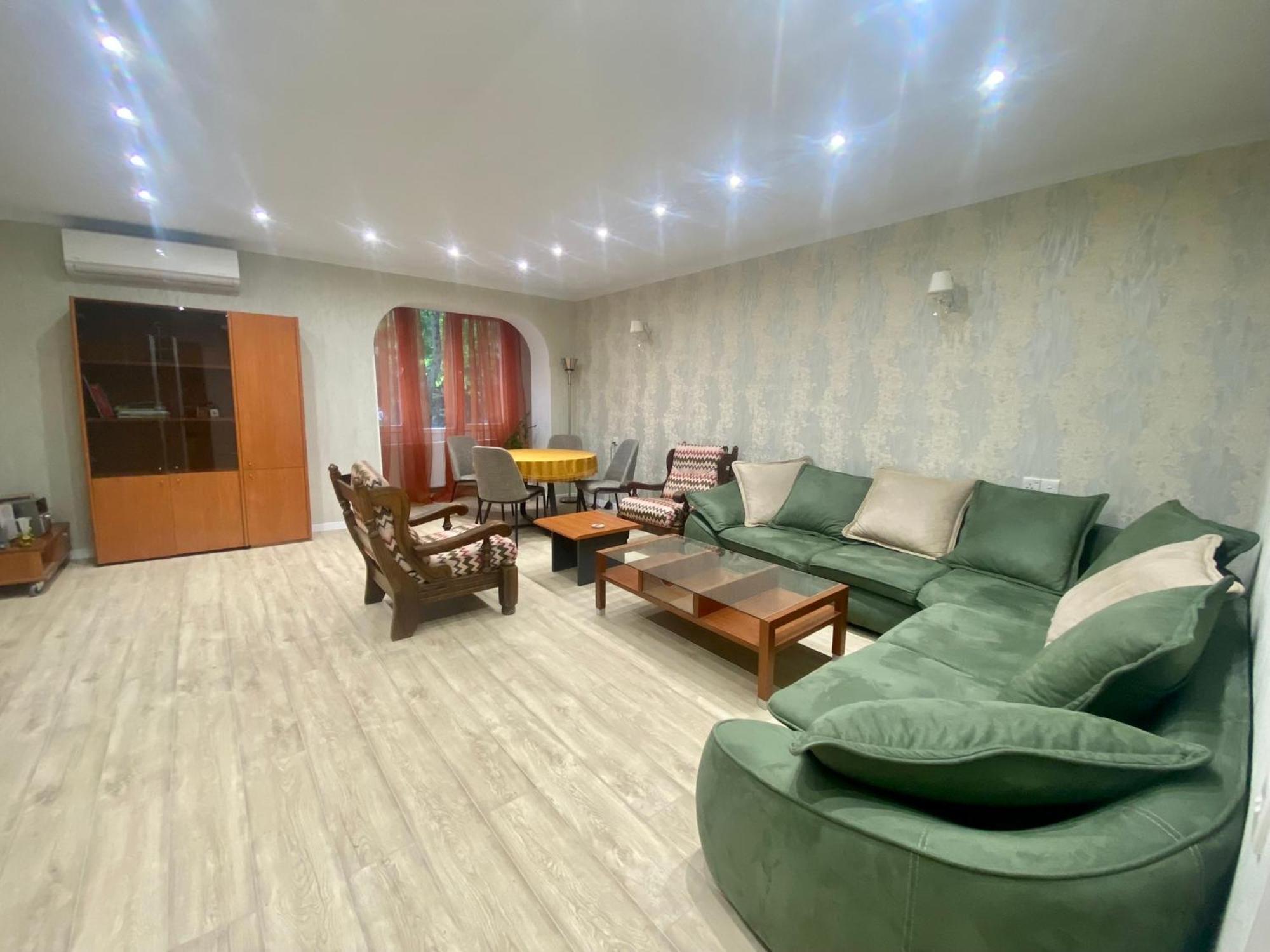 Spacious Dinamo Apartment 트빌리시 외부 사진
